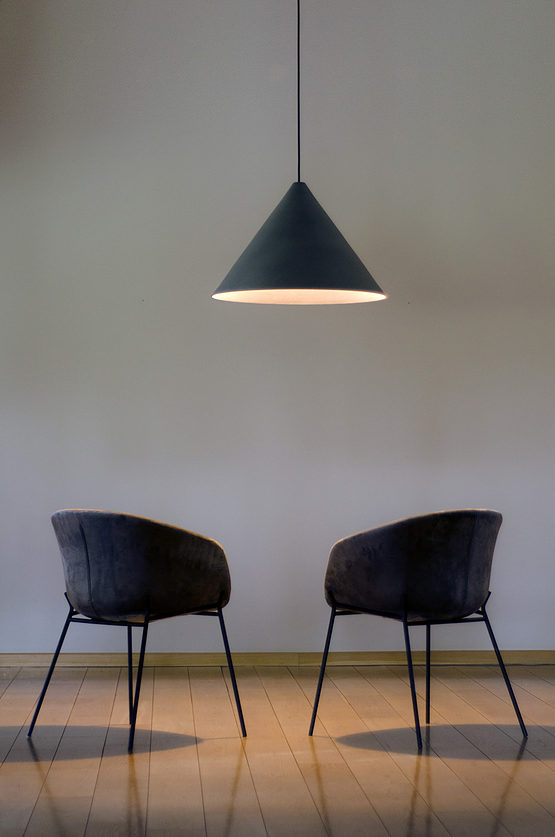 Lampa pokryta zamszem - Konko Light Velvet 60cm - kolor Olive Grey